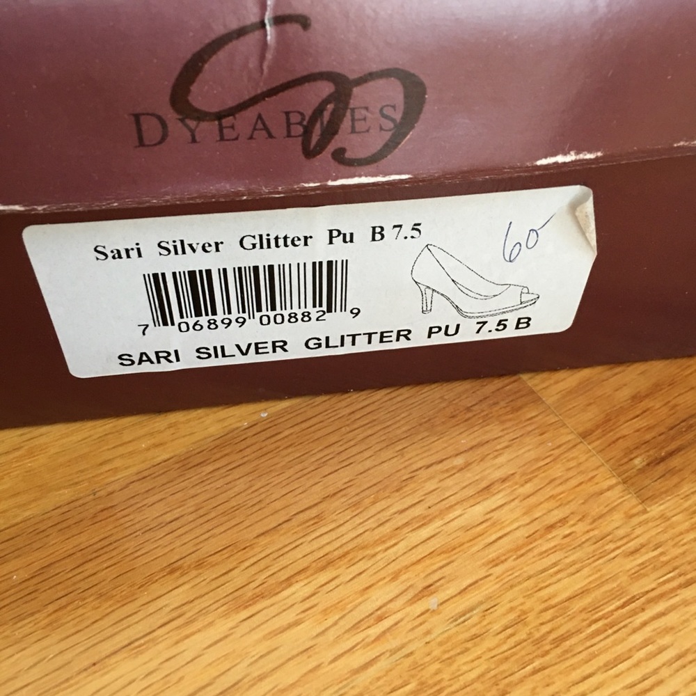 Dyeables Silver Glitter Evening Dress Shoes - Picture 2 of 3